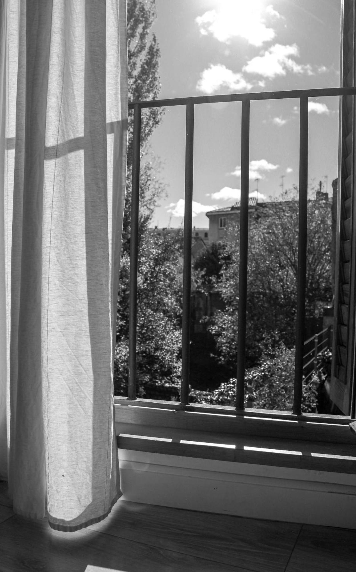 El 8 De Serranos - 1º - Casa Con Garaje Леон Экстерьер фото