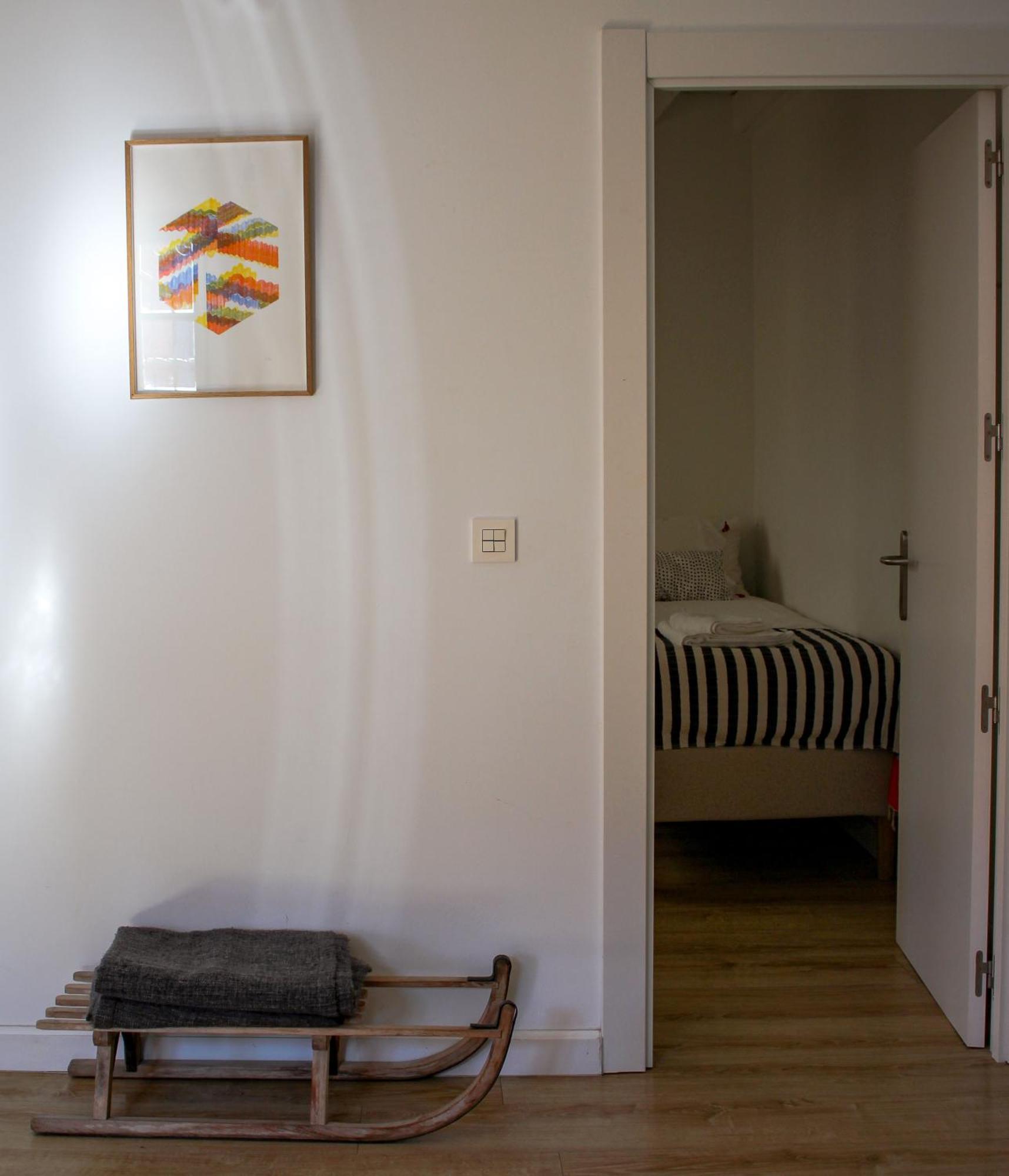 El 8 De Serranos - 1º - Casa Con Garaje Леон Экстерьер фото